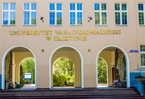 Uniwersytet Warmińsko.